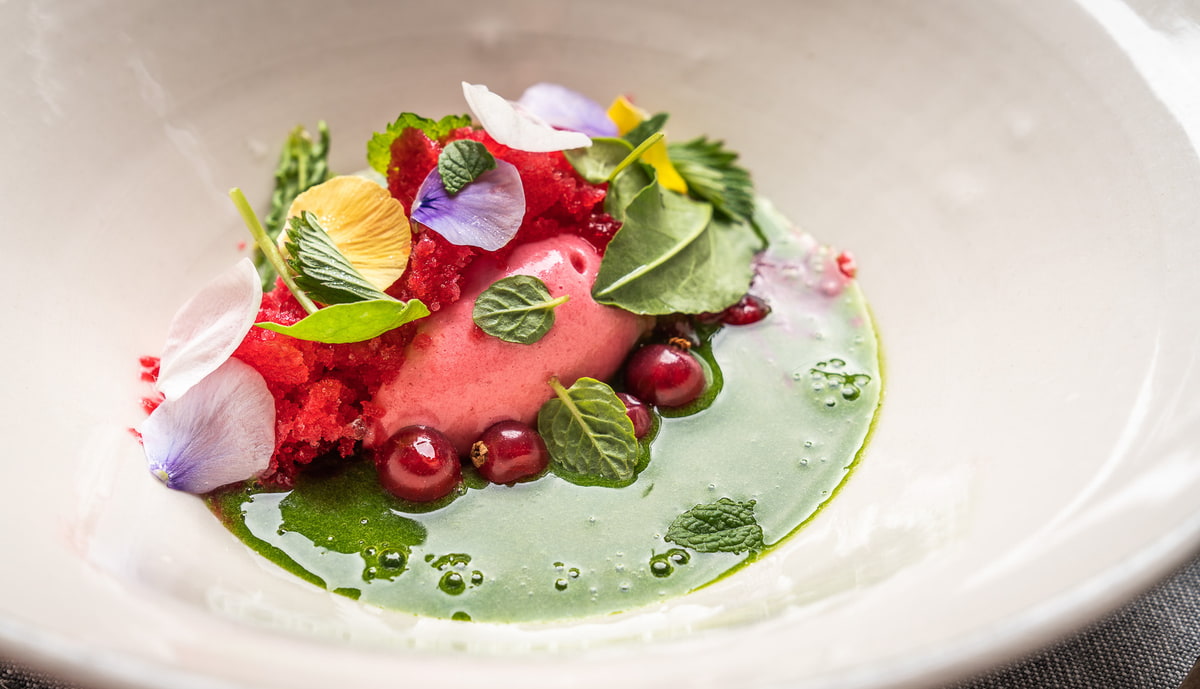 Buntes Sorbet Dessert im Hotel Bergergut Buntes Sorbet Dessert im Hotel Bergergut