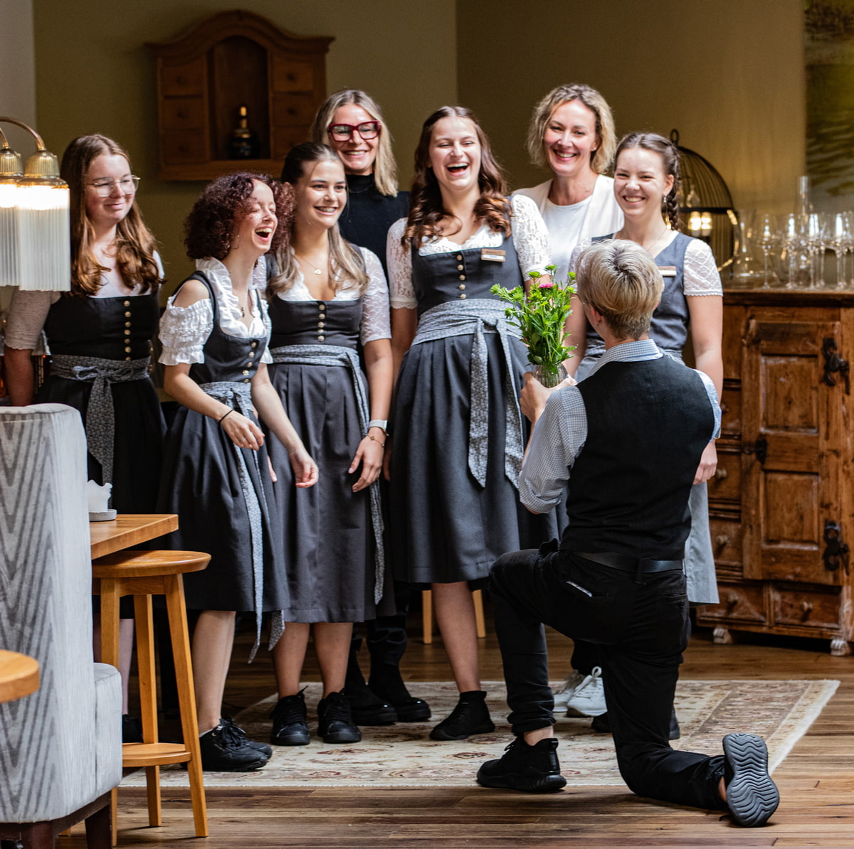 Team Service im Restaurant Hotel BERGERGUT ****s Team Service im Restaurant Hotel BERGERGUT ****s